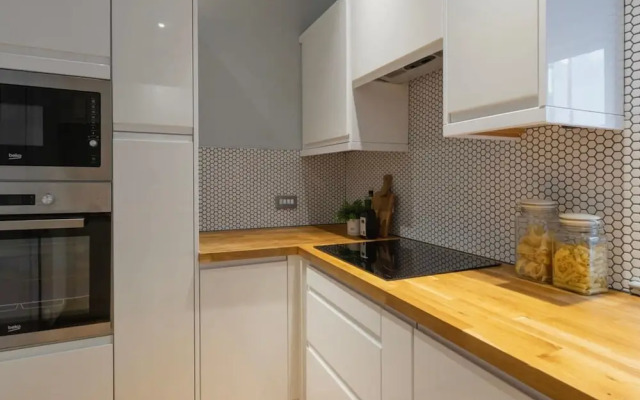 St Catherine s Hospital - Superior Apartment