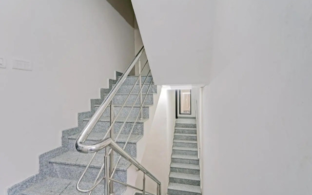Townhouse 1096 Hotel Redfox Nungambakkam