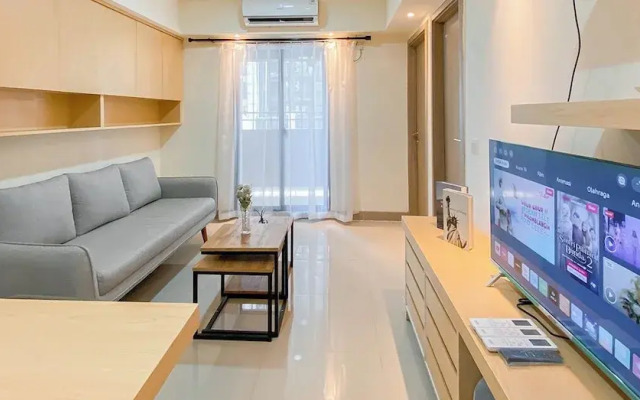 Spacious And Good 3Br At Meikarta Apartment