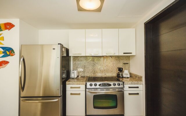 Luxury Garden House Condo - The Elements 108