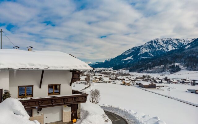 Boutique Apartment in Tyrol with Balcony