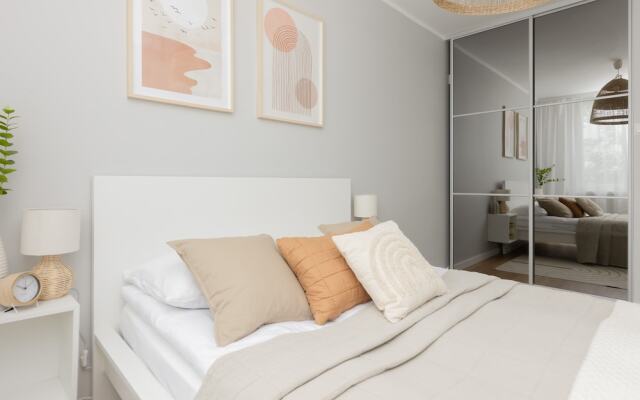 Apartament Miedzynarodowa by Renters