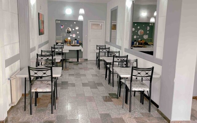Luar Hotel