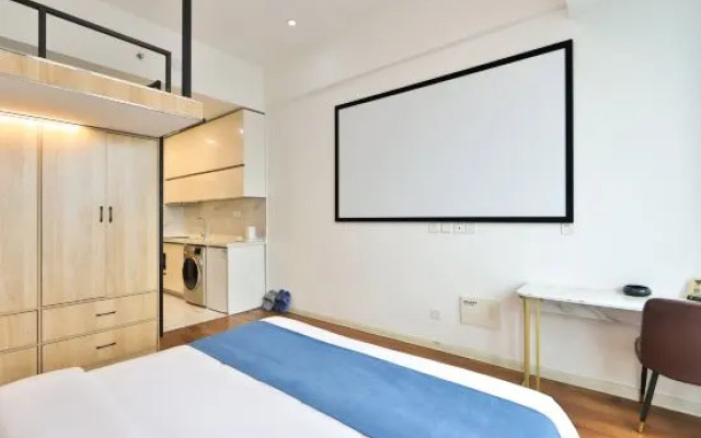 Geeky Apartments