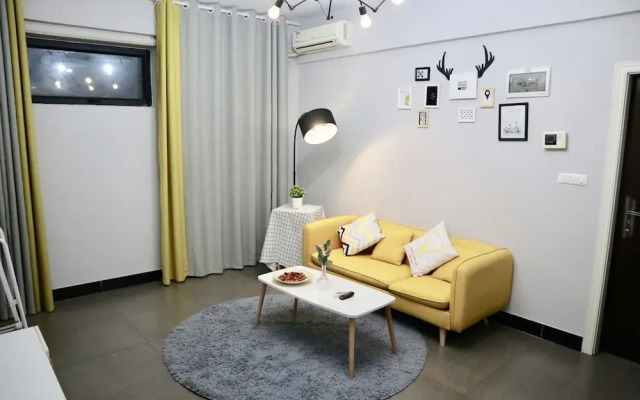 Qing Apartment Fun Things
