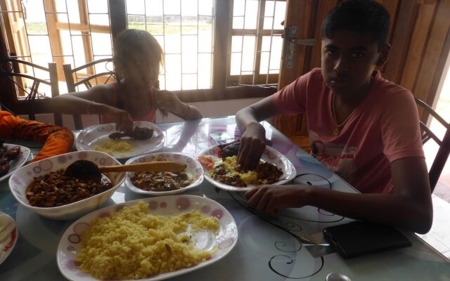 Nilaveli Star View Hotel