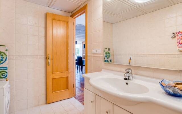 Deluxe Apartment in Albir With Pool & Garden