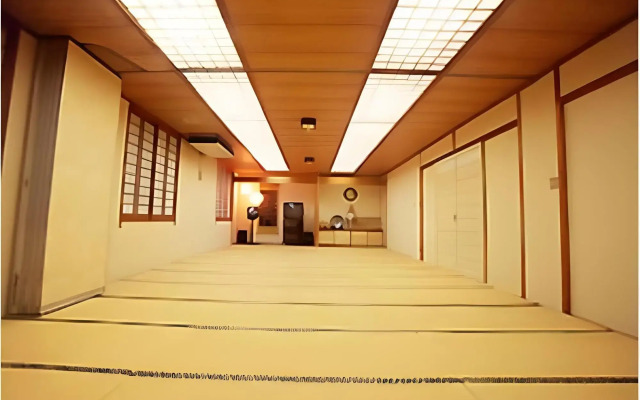 UTSUMI