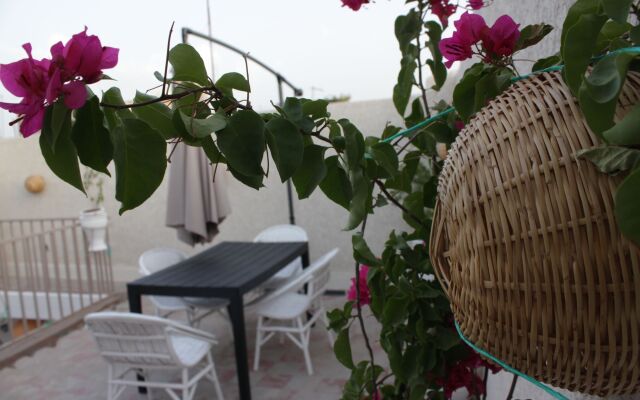 Corner Hostel Marrakech - Adults Only