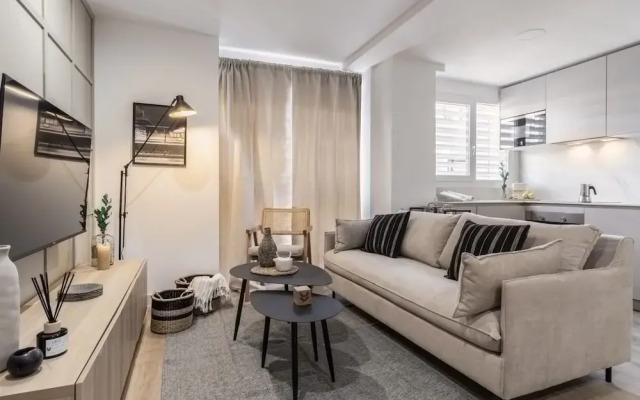 Combre - 1 Bedroom With Pool in Castilla