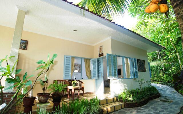 Sendok Hotel