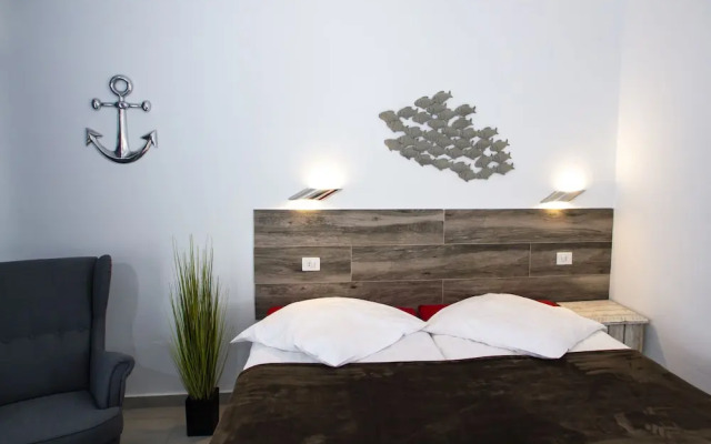 Saladar Suites Boutique