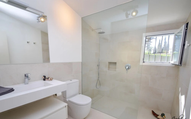 Great Villa Near Beach & Marbella