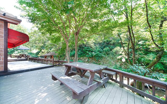 Yangpyeong Jongjagol Hill Fragrance Pension