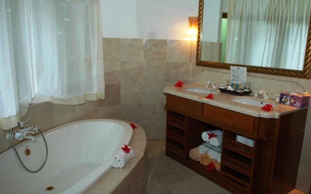 Sunset Beach Hotel