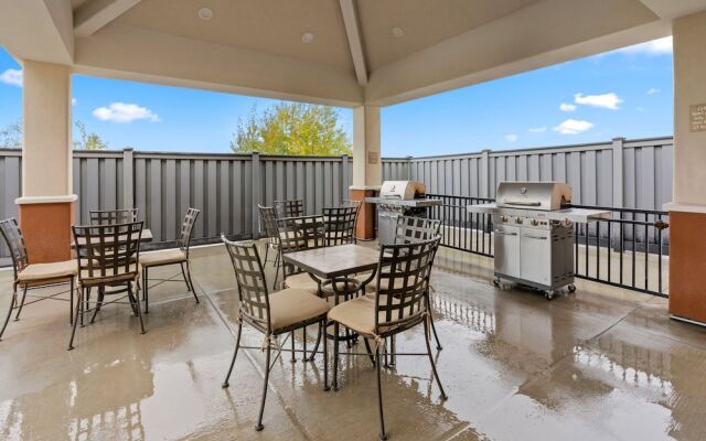 Candlewood Suites - Fairbanks