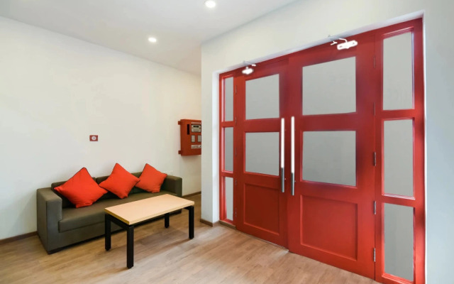 OYO Townhouse 217 The Awadh Airport