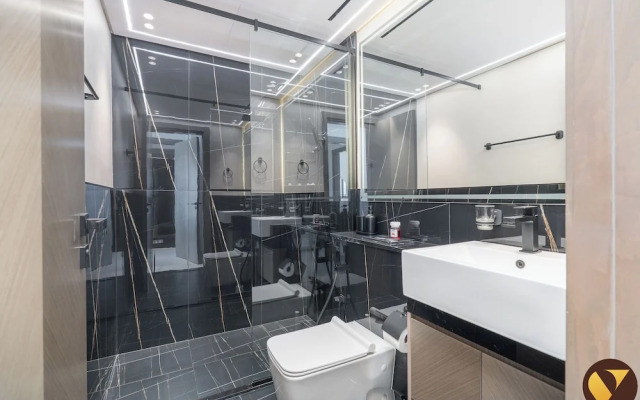 Binghatti Creek Harbour View Big Balcony