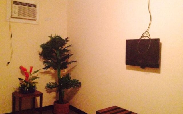 St. Louie Terraces Lodging House