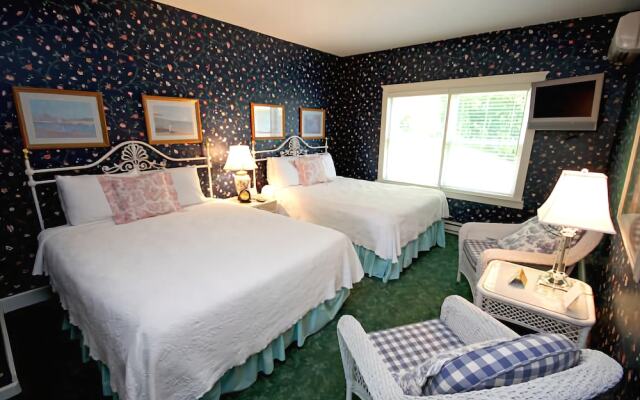 Metivier Inn
