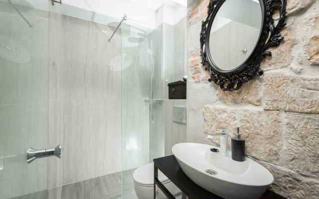 Avangarde Luxury Rooms