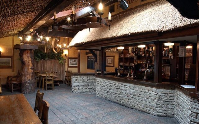 The New Inn by Roomsbooked