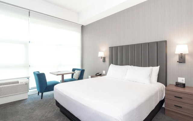 Sandman Signature Saskatoon South Hotel