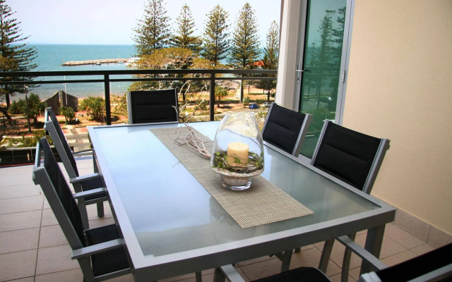 Proximity Waterfront Apartments