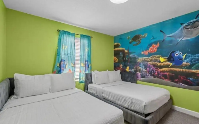 5021 Wa - Stunning Townhome With Private Pool