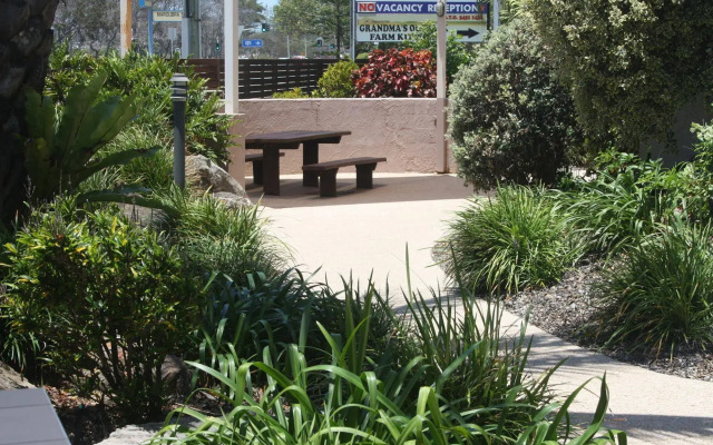 Mylos Holiday Apartments