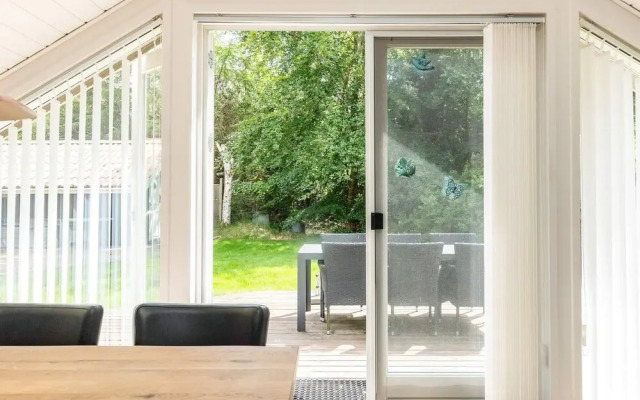 6 Person Holiday Home in Jerup