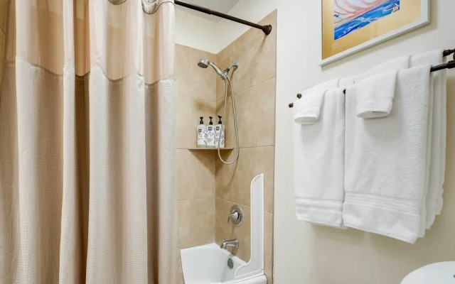 Family-friendly Memphis Hideaway w/ Patio & Grill!