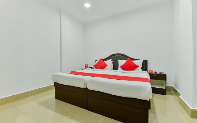OYO 16532 Anchor House Hotel