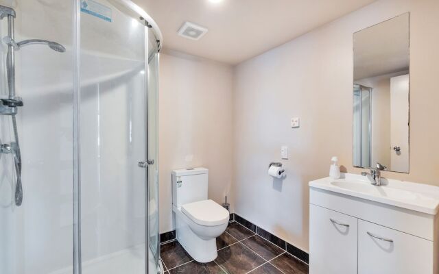 Sunny Three Bedroom Pakuranga Delight