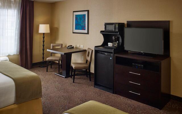 Holiday Inn Express Hotel & Suites Timmins, an IHG Hotel