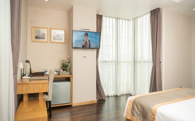 Parkside Sunline Hotel