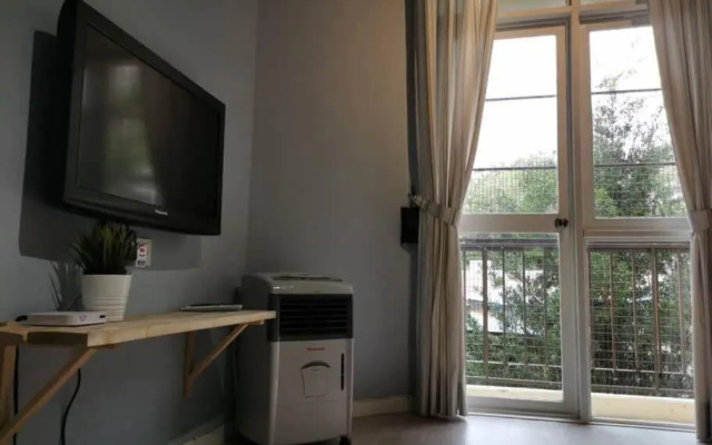 Cozy NEAR-BEACH Apartment ~The Napping House 海滨公寓~