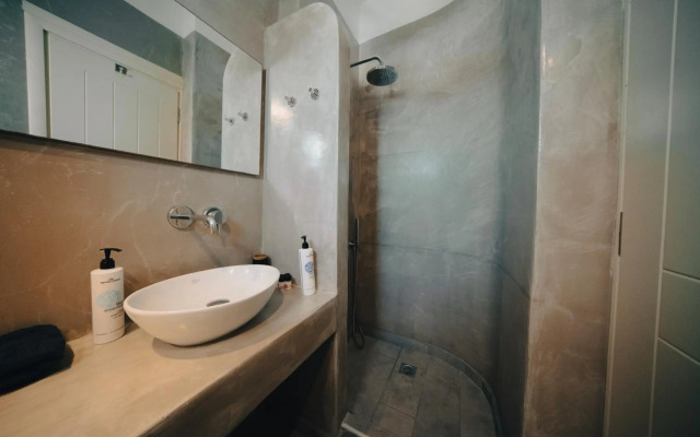 Villa Ilias Caldera Hotel