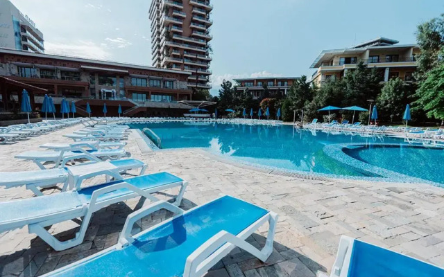 LUXURY Apartment Dream Land Oasis, Chakvi