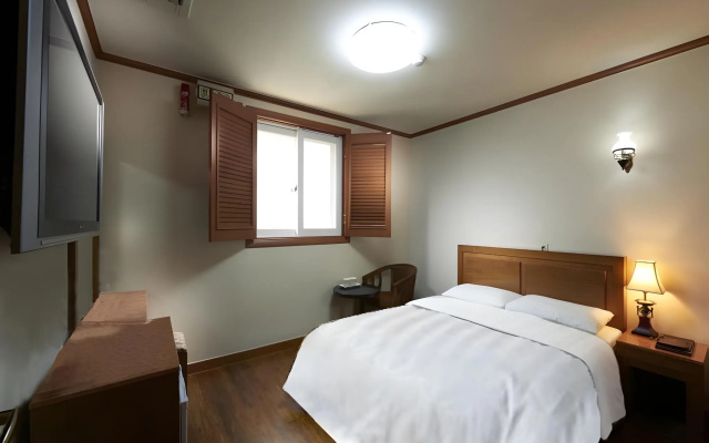 Noble Tourist Hotel Insadong Hotel