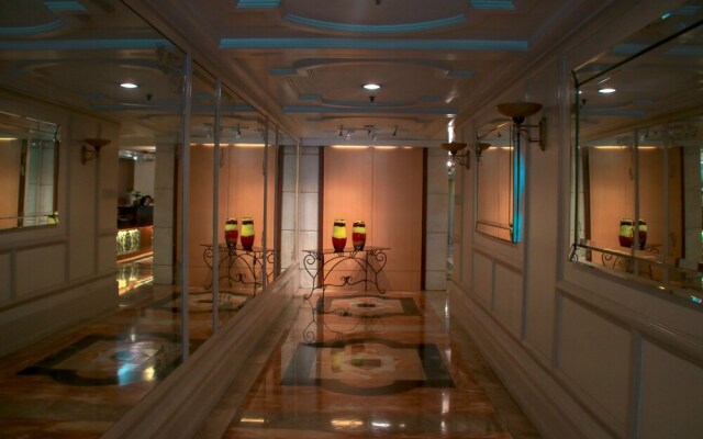 The Perla Hotel
