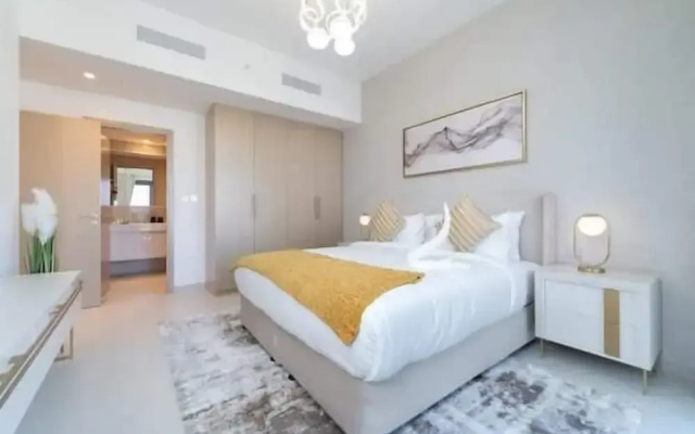 Vogue| in Heart of Downtown with Burj Khalifa view