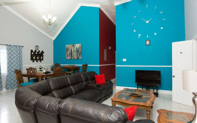 Casa Tianna - Vacation Rental Kgn Jamaica