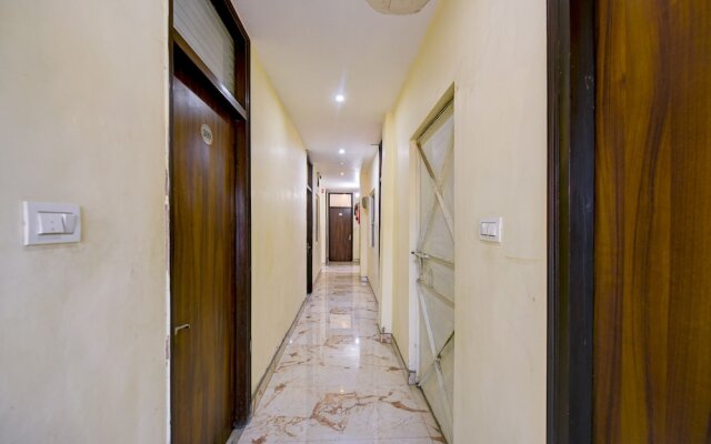 Hotel Dhwani Palace