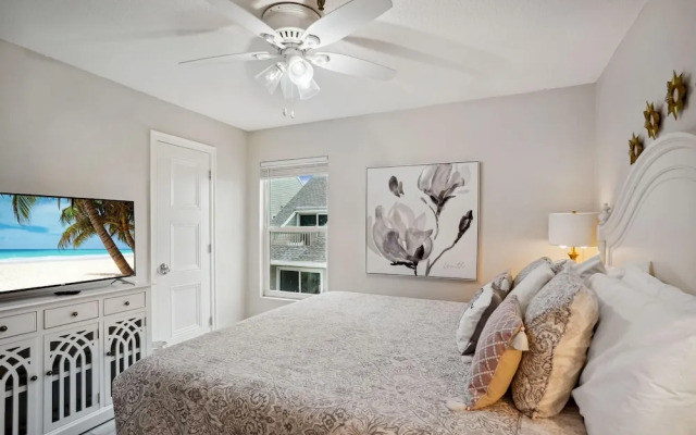 Pelican Pointe 5B
