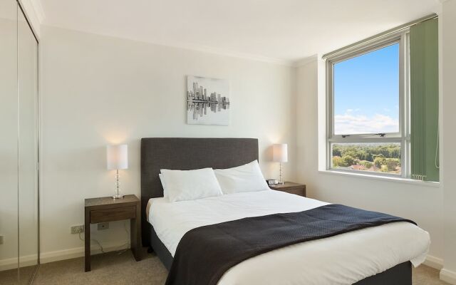 Astra Apartments Chatswood - Help Street