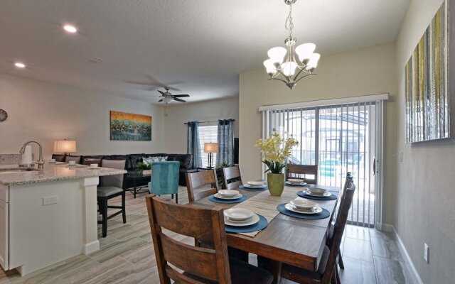 Storey Lake 4 Bedroom Townhome w Splashpool - 1616ST