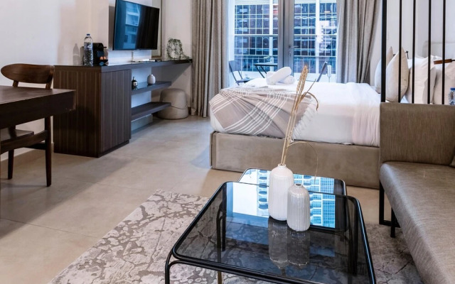 Stylish Studio Apartment-Sparkle Towers