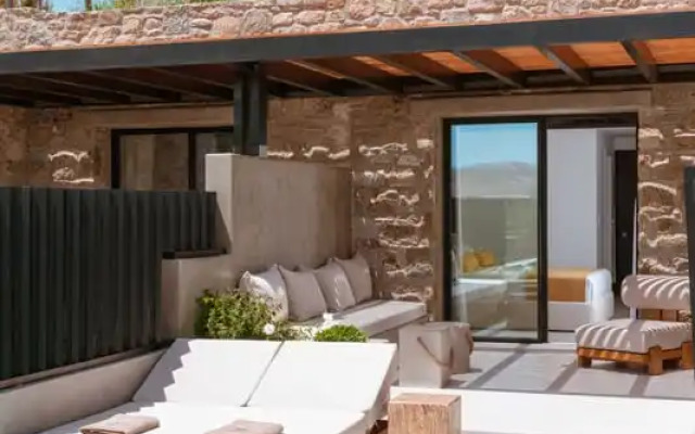 Noir Mykonos