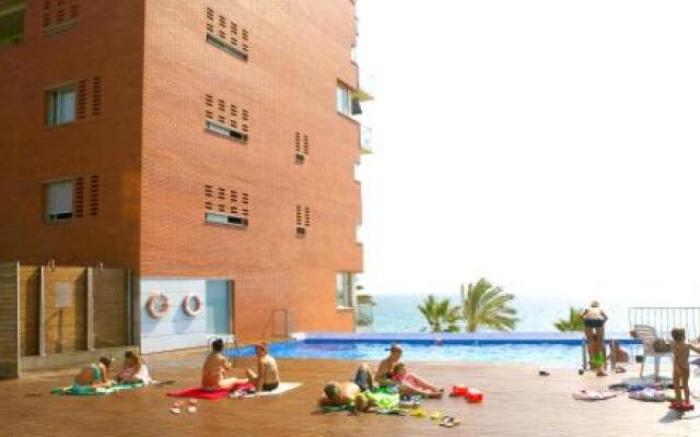 Great Sea-Side Barcelona Apartment